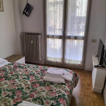 Casa Giuseppe Verdi דירה